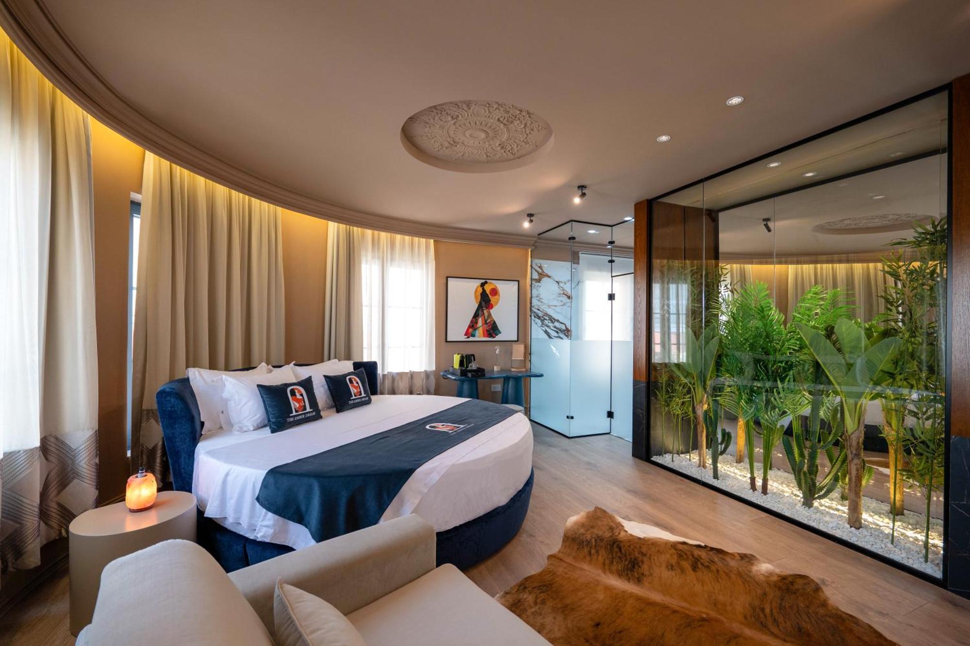 The Collector Hotel Boutique Sarandë エクステリア 写真