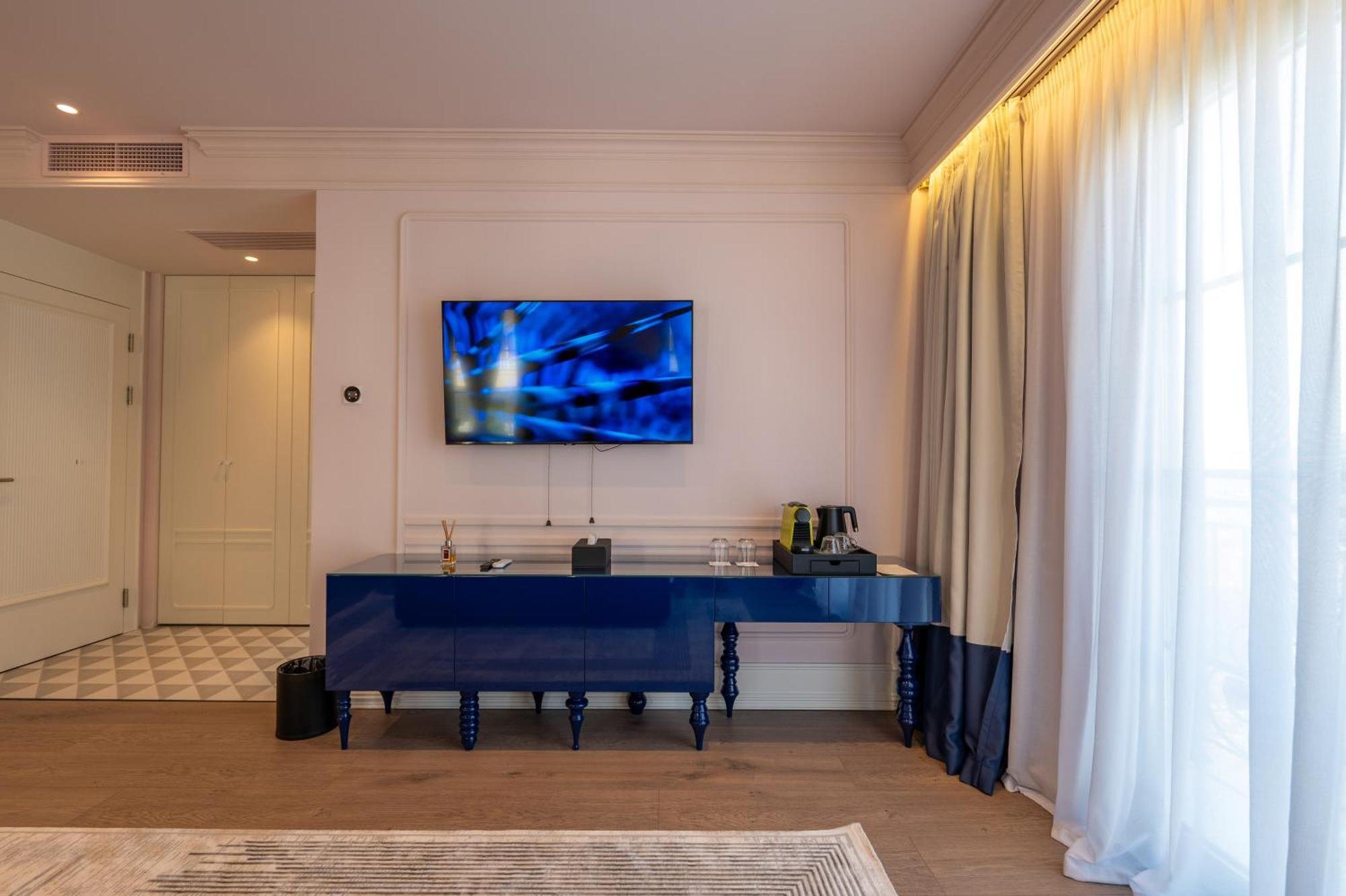 The Collector Hotel Boutique Sarandë エクステリア 写真