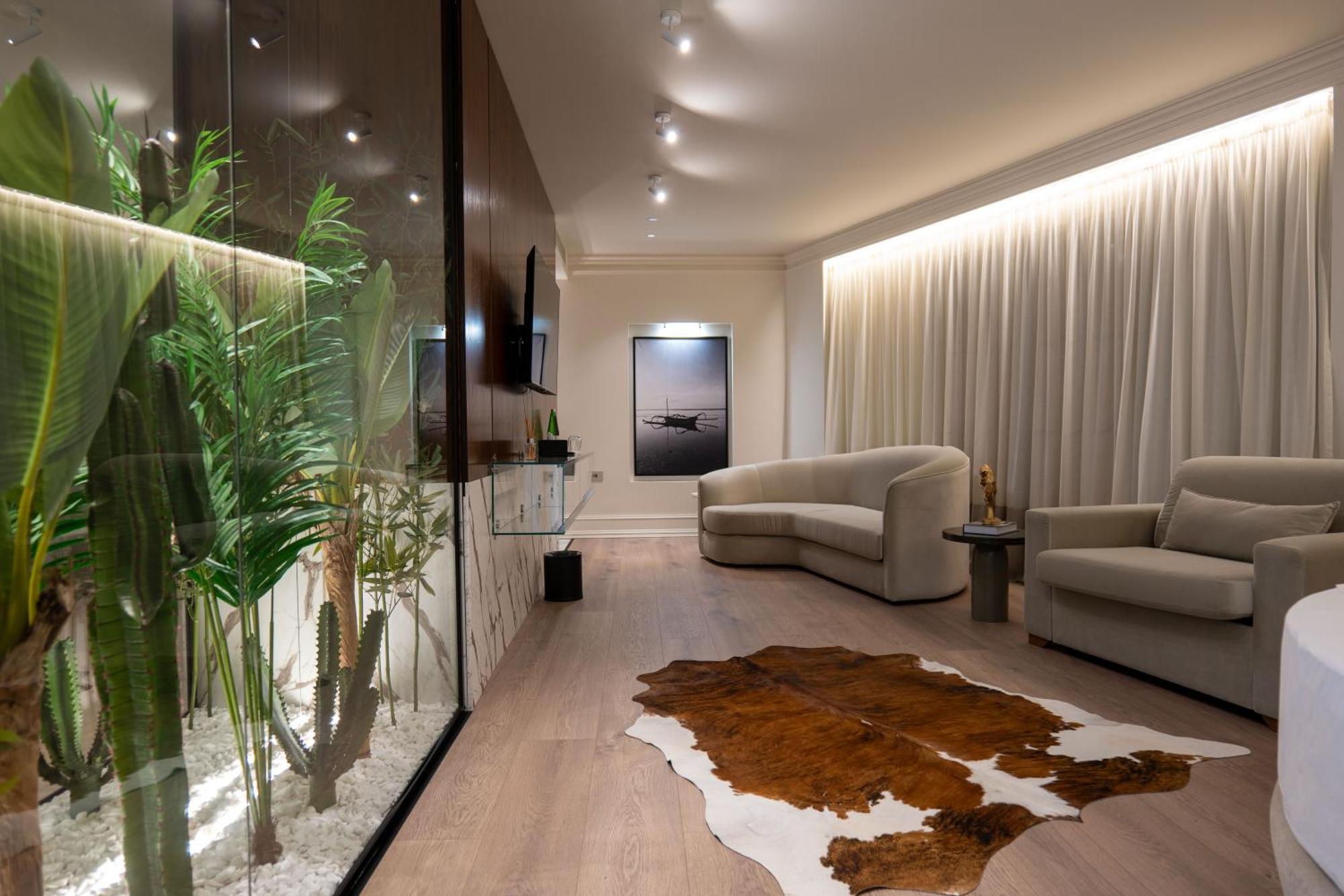The Collector Hotel Boutique Sarandë エクステリア 写真